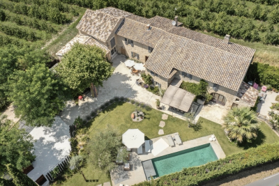 Maison à vendre à TAILLADES  - 8 pièces - 362 m² 