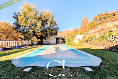 Maison à vendre à EGUILLES  - 6 pièces - 219 m² 