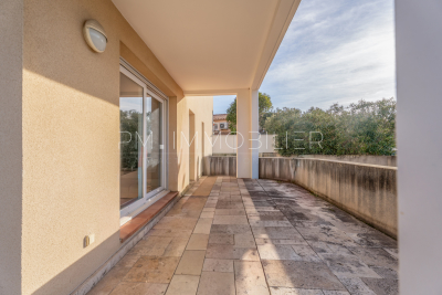 Appartement &agrave; vendre &agrave; LES PENNES-MIRABEAU  - 3 pi&egrave;ces - 64 m&sup2; 