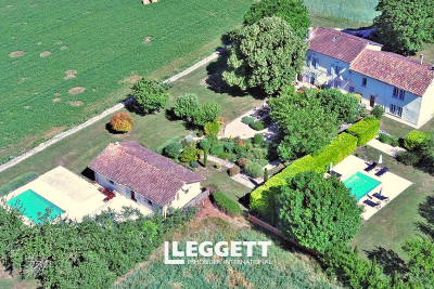 Maison &agrave; vendre &agrave; VERTEILLAC  - 13 pi&egrave;ces - 347 m&sup2; 