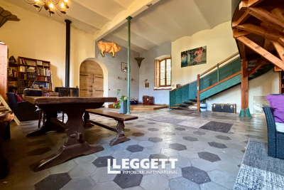 Maison &agrave; vendre &agrave; MOLIERES-SUR-CEZE  - 4 pi&egrave;ces - 161 m&sup2; 