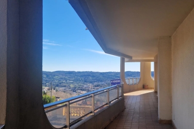 Appartement &agrave; vendre &agrave; GRASSE  - 5 pi&egrave;ces - 95 m&sup2; 