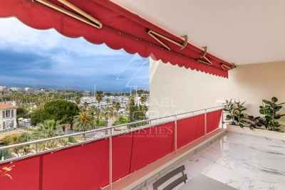 Apartment for sale in ANTIBES  - 4 rooms - 132 m² 