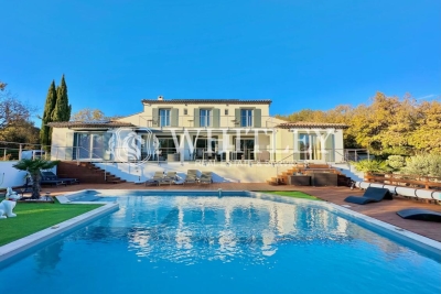 Maison à vendre à ST-MAXIMIN-LA-STE-BAUME  - 7 pièces - 262 m² 