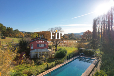 Maison à vendre à SALERNES  - 10 pièces - 258 m² 