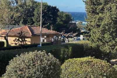 Appartement à vendre à SIX-FOURS-LES-PLAGES  - 2 pièces - 31 m² 