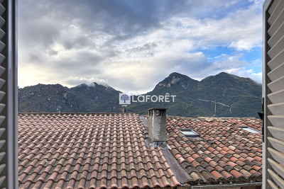 Appartement &agrave; vendre &agrave; CASTELLAR  - 3 pi&egrave;ces - 66 m&sup2; 
