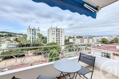 Appartement à louer à CANNES  - 4 pièces - 66 m² 
