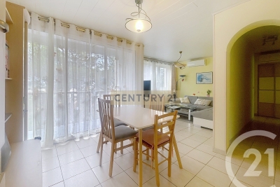 Appartement &agrave; vendre &agrave; CANNES-LA-BOCCA  - 4 pi&egrave;ces - 71 m&sup2; 