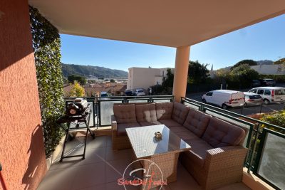 Appartement &agrave; vendre &agrave; CARROS  - 4 pi&egrave;ces - 77 m&sup2; 