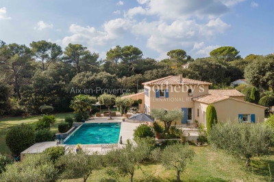Maison à vendre à AIX-EN-PROVENCE  - 7 pièces - 280 m² 