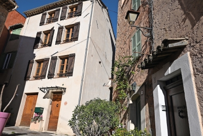 Property for sale in MAGAGNOSC  - 4 rooms - 70 m&sup2; 