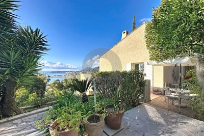House for sale in MENTON  - 4 rooms - 133 m² 