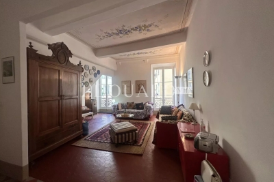Apartment for sale in MENTON Hotel de Ville - 3 rooms - 69 m² 
