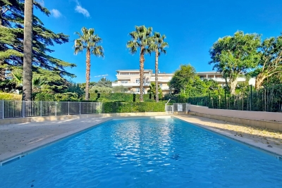 Apartment for sale in CANNES  - 4 rooms - 88 m² 