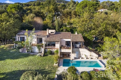 House for sale in TOURRETTES-SUR-LOUP  - 5 rooms - 134 m² 