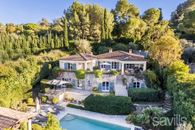 House for sale in MOUGINS  - 6 rooms - 258 m² 