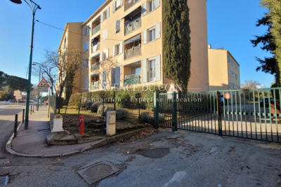 Apartment for sale in LE MUY  - 4 rooms - 88 m² 