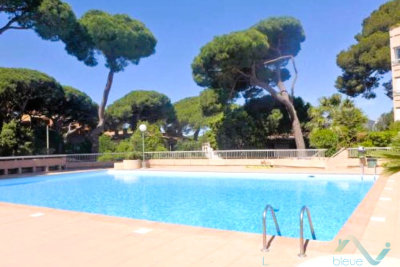 Appartement à vendre à HYÈRES  - 1 pièces - 16 m² 