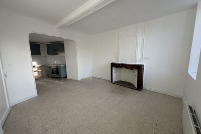 Appartement à louer à VALRÉAS  - 3 pièces - 69 m² 