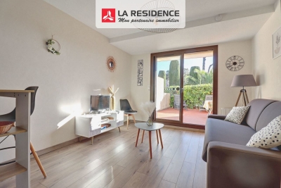 Apartment for sale in ST-AYGULF  - 1 rooms - 28 m&sup2; 