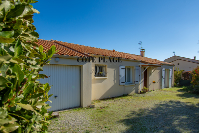 Maison à vendre à ST PALAIS SUR MER  - 5 pièces - 113 m² 