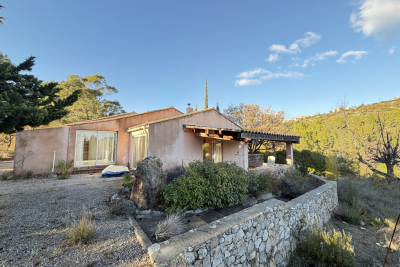 Maison à vendre à TOURTOUR  - 6 pièces - 100 m² 