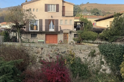 Maison à vendre à SARRAS  - 6 pièces - 148 m² 