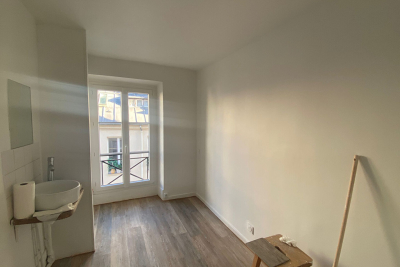 Appartement à vendre à PARIS 1ER Parc de Montsouris 3 - 1 pièces - 7 m² 