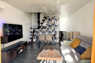 Apartment for sale in SIX-FOURS-LES-PLAGES  - 2 rooms - 50 m&sup2; 