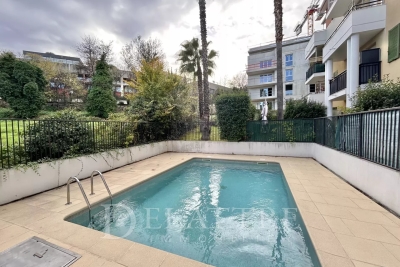 Appartement &agrave; vendre &agrave; GRASSE  - 3 pi&egrave;ces - 64 m&sup2; 