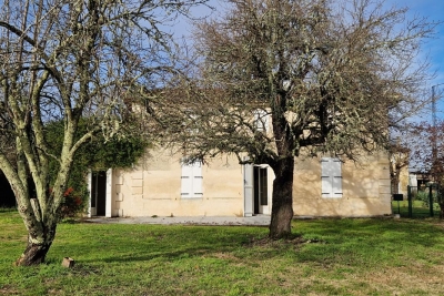 Maison &agrave; vendre &agrave; ST-CAPRAIS-DE-BORDEAUX  - 4 pi&egrave;ces - 100 m&sup2; 