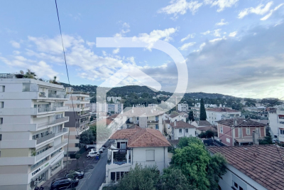 Apartment for sale in LE CANNET  - 2 rooms - 44 m² 