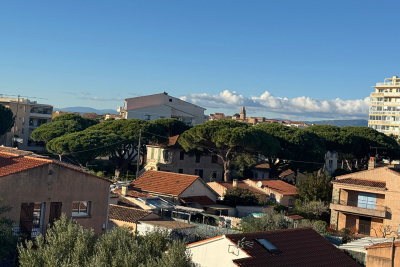 Appartement à vendre à FRÉJUS  - 2 pièces - 58 m² 