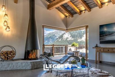 Maison &agrave; vendre &agrave; COURCHEVEL  - 9 pi&egrave;ces - 240 m&sup2; 