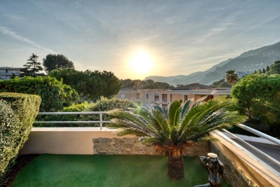 Appartement à vendre à ROQUEBRUNE-CAP-MARTIN  - 2 pièces - 52 m² 