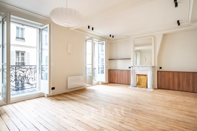 Appartement à vendre à PARIS 7EME Parc de Montsouris 3 - 3 pièces - 61 m² 