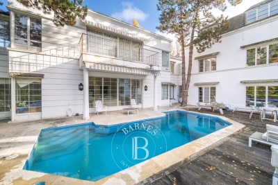 Maison &agrave; vendre &agrave; LOUVECIENNES Montreuil 1 - 15 pi&egrave;ces - 756 m&sup2; 