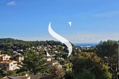 Appartement à vendre à VALLAURIS  - 4 pièces - 77 m² 