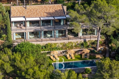 Maison à louer à LA CROIX-VALMER  - 8 pièces - 400 m² 