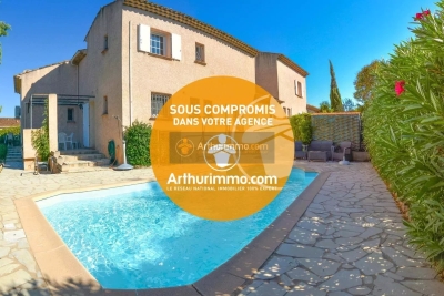 Maison &agrave; vendre &agrave; Roquebrune-sur-Argens  - 4 pi&egrave;ces 112 m&sup2; 