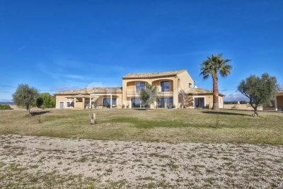 Maison à vendre à SUZE LA ROUSSE  - 10 pièces - 297 m² 