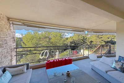 Appartement &agrave; vendre &agrave; CAGNES-SUR-MER Republique - 3 pi&egrave;ces - 90 m&sup2; 