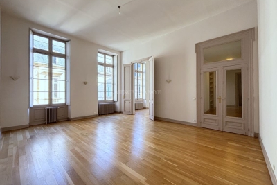 Appartement &agrave; vendre &agrave; BORDEAUX  - 5 pi&egrave;ces - 192 m&sup2; 