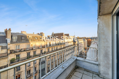 Appartement &agrave; louer &agrave; PARIS 17EME Pont de Flandre - 4 pi&egrave;ces - 97 m&sup2; 