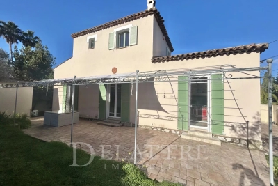 Maison à vendre à ANTIBES  - 6 pièces - 130 m² 