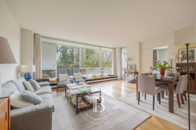 Apartment for sale in BOULOGNE BILLANCOURT Pasteur - 4 rooms - 101 m² 