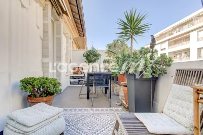 Apartment for sale in NICE  - 4 rooms - 63 m² 