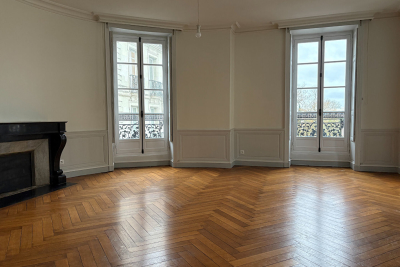 Appartement &agrave; vendre &agrave; NANTES Le Bois St-Louis - 5 pi&egrave;ces - 156 m&sup2; 
