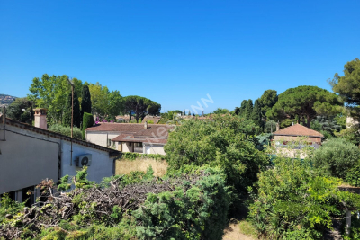 Appartement à louer à ST-CYR-SUR-MER  - 5 pièces - 113 m² 